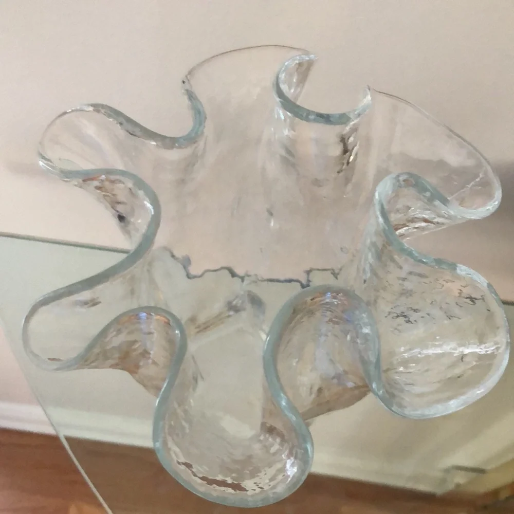 Crate & Barrel Evelyn Tall Clear Vase Gorgeous